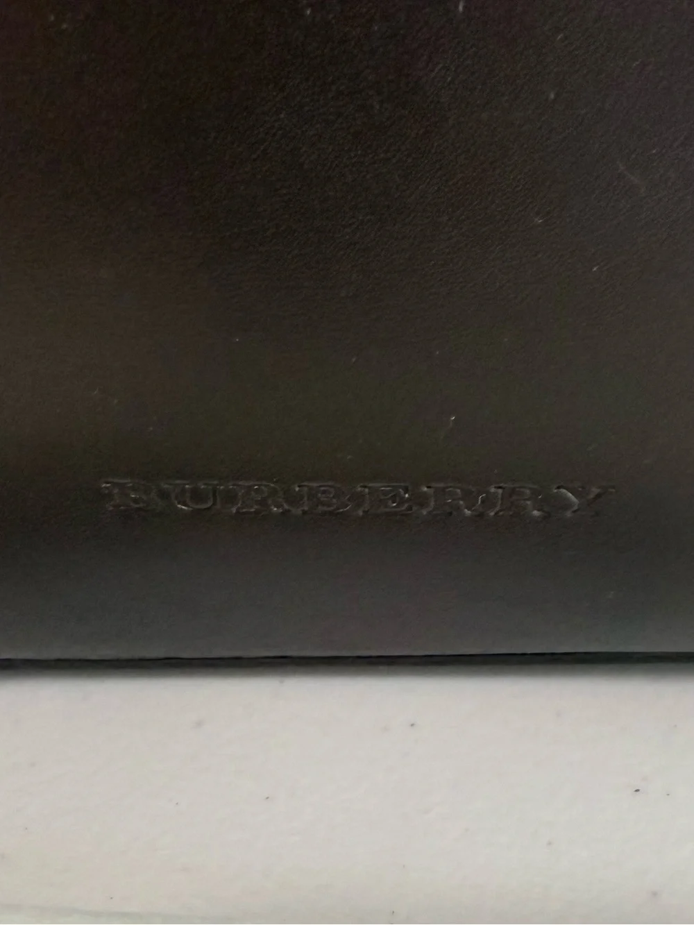 Burberry sleek mini